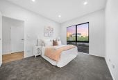 10-Year Master Builder Guarantee, Brandnew 7 beds 5.5 baths house with double garage and 2 beds granny, on a corner site with front and rear dual access, 23 Emerald Avenue, Karaka, Auckland