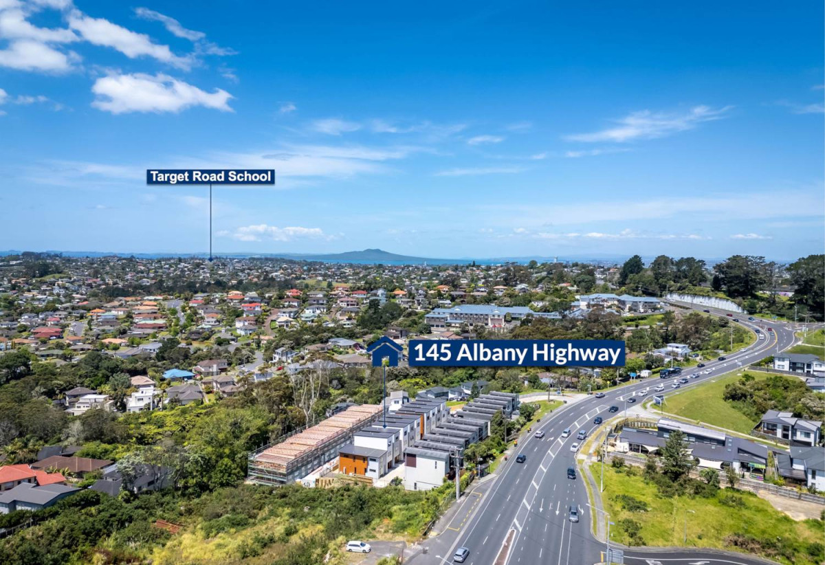 Must sell, 10 Year Stamford Building Warranty Insurance, Brandnew 4 beds 2.5 baths house with garage, Lot3/145 Albany Highway, Albany, Auckland