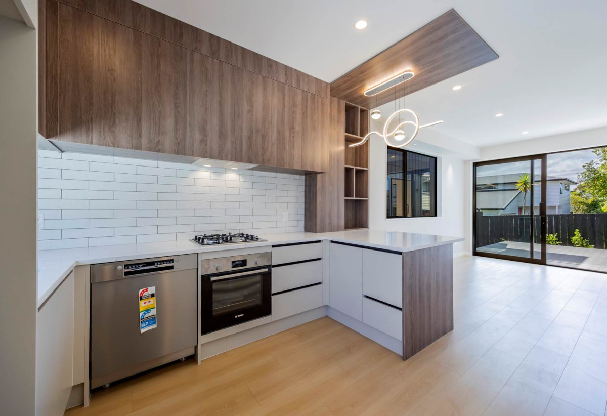 Currently tenanted until April 2027, Standalone 3 beds 2.5 baths home garage, Enjoy total peace of mind with a 10-Year Master Build Guarantee, Lot 8/7 Edgerton Road, Te Atatu Peninsula, Auckland
