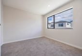 Currently tenanted until April 2027, Standalone 3 beds 2.5 baths home garage, Enjoy total peace of mind with a 10-Year Master Build Guarantee, Lot 8/7 Edgerton Road, Te Atatu Peninsula, Auckland