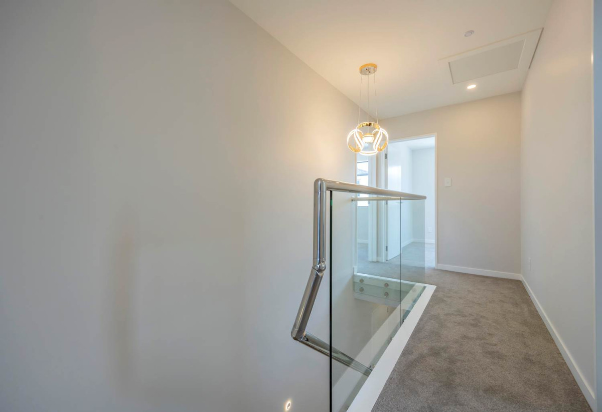 Currently tenanted until April 2027, Standalone 3 beds 2.5 baths home garage, Enjoy total peace of mind with a 10-Year Master Build Guarantee, Lot 10/7 Edgerton Road, Te Atatu Peninsula, Auckland