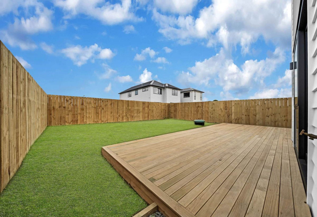 Brandnew 5 beds 4.5 baths house with garage, The ground floor features a private wing with a spacious bedroom, separate bathroom, and its own living area. 13 Star Cross Road, Karaka, Auckland
