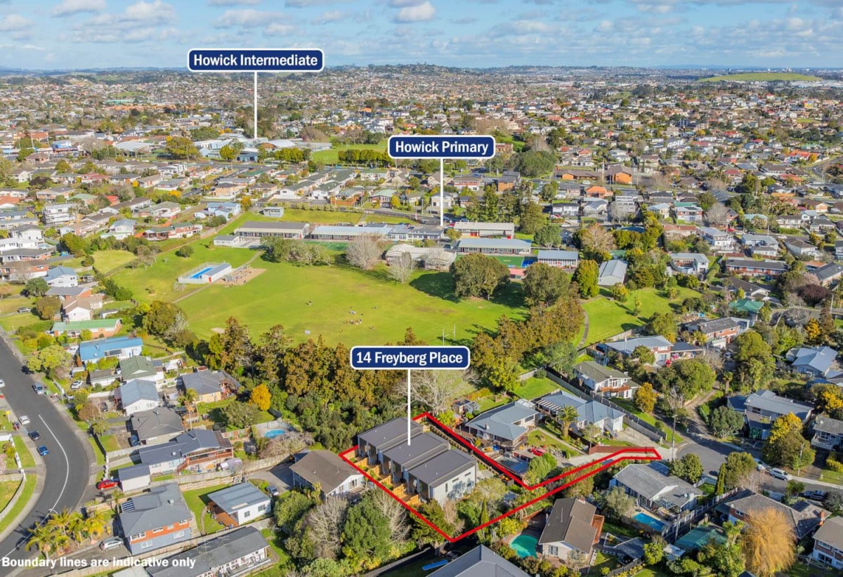 Stylish Quality-Built Townhouse–Move In or Invest, Freehold 3 bed 2 baths home with car park, no Body Corp or additional fees, Reliable tenants in place, Vacant possession possible after July 2026, 2/14 Freyberg Place, Howick, Auckland