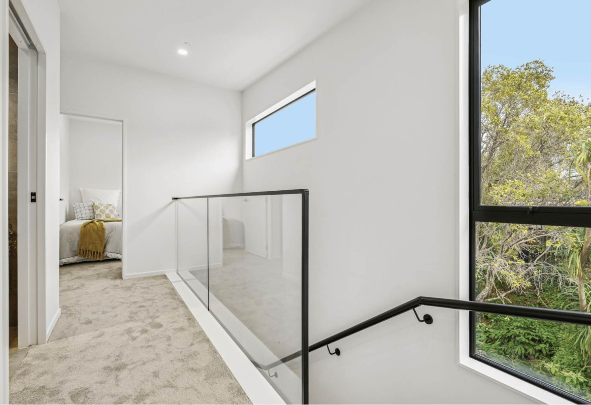 Stylish Quality-Built Townhouse–Move In or Invest, Freehold 3 bed 2 baths home with car park, no Body Corp or additional fees, Reliable tenants in place, Vacant possession possible after July 2026, 2/14 Freyberg Place, Howick, Auckland