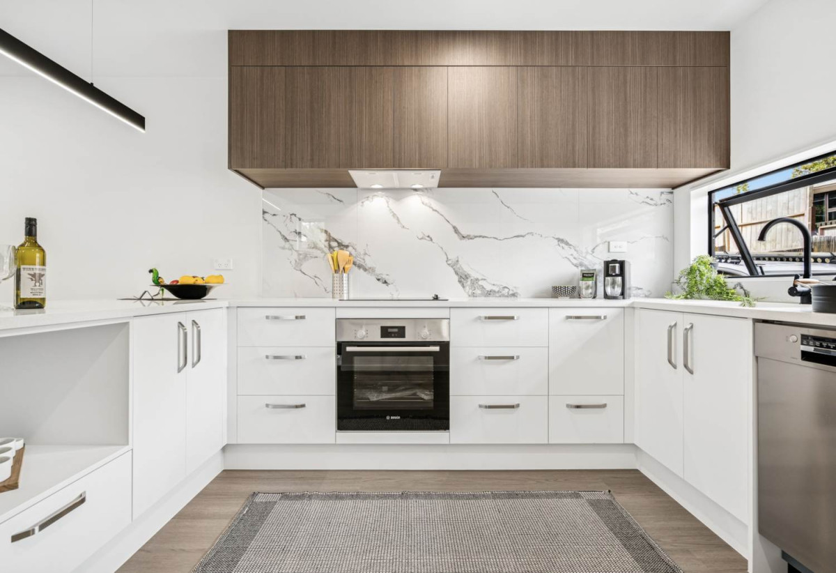 Stylish Quality-Built Townhouse–Move In or Invest, Freehold 3 bed 2 baths home with car park, no Body Corp or additional fees, Reliable tenants in place, Vacant possession possible after July 2026, 2/14 Freyberg Place, Howick, Auckland