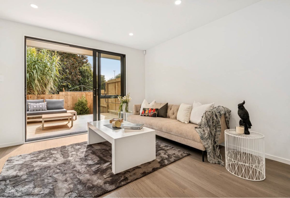 Stylish Quality-Built Townhouse–Move In or Invest, Freehold 3 bed 2 baths home with car park, no Body Corp or additional fees, Reliable tenants in place, Vacant possession possible after July 2026, 2/14 Freyberg Place, Howick, Auckland