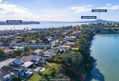 1037m2 section, Sea Views, Macleans College zone, 4 beds + Large office room 3.5 baths house with double garage, 106 Clovelly Road, Bucklands Beach, Auckland