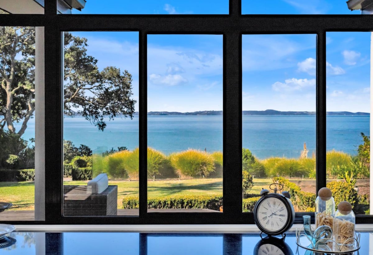 1037m2 section, Sea Views, Macleans College zone, 4 beds + Large office room 3.5 baths house with double garage, 106 Clovelly Road, Bucklands Beach, Auckland