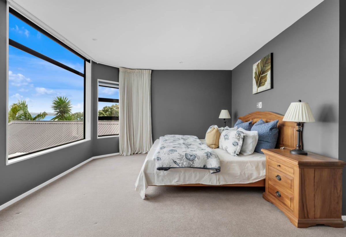 1037m2 section, Sea Views, Macleans College zone, 4 beds + Large office room 3.5 baths house with double garage, 106 Clovelly Road, Bucklands Beach, Auckland