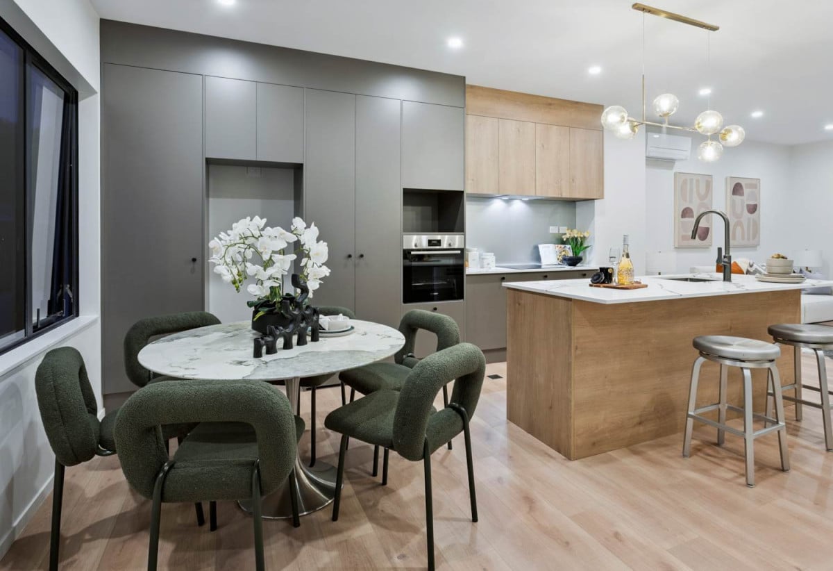 Built by Dreamhome Group, Westlake Girls’ High School zone, Brandnew 4 beds 3.5 baths home with garage, 7-9/246 Wairau Road, Glenfield, Auckland