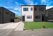 225m2 section with views, 3beds 2.5 baths home with deck, graden and car park, 39B Crestview Rise, Papakura, Auckland