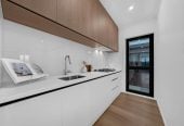 2 kitchens, Brandnew 5 beds 4.5 baths house with double garage and 1 bed granny, 34 Emerald Avenue, Karaka, Auckland