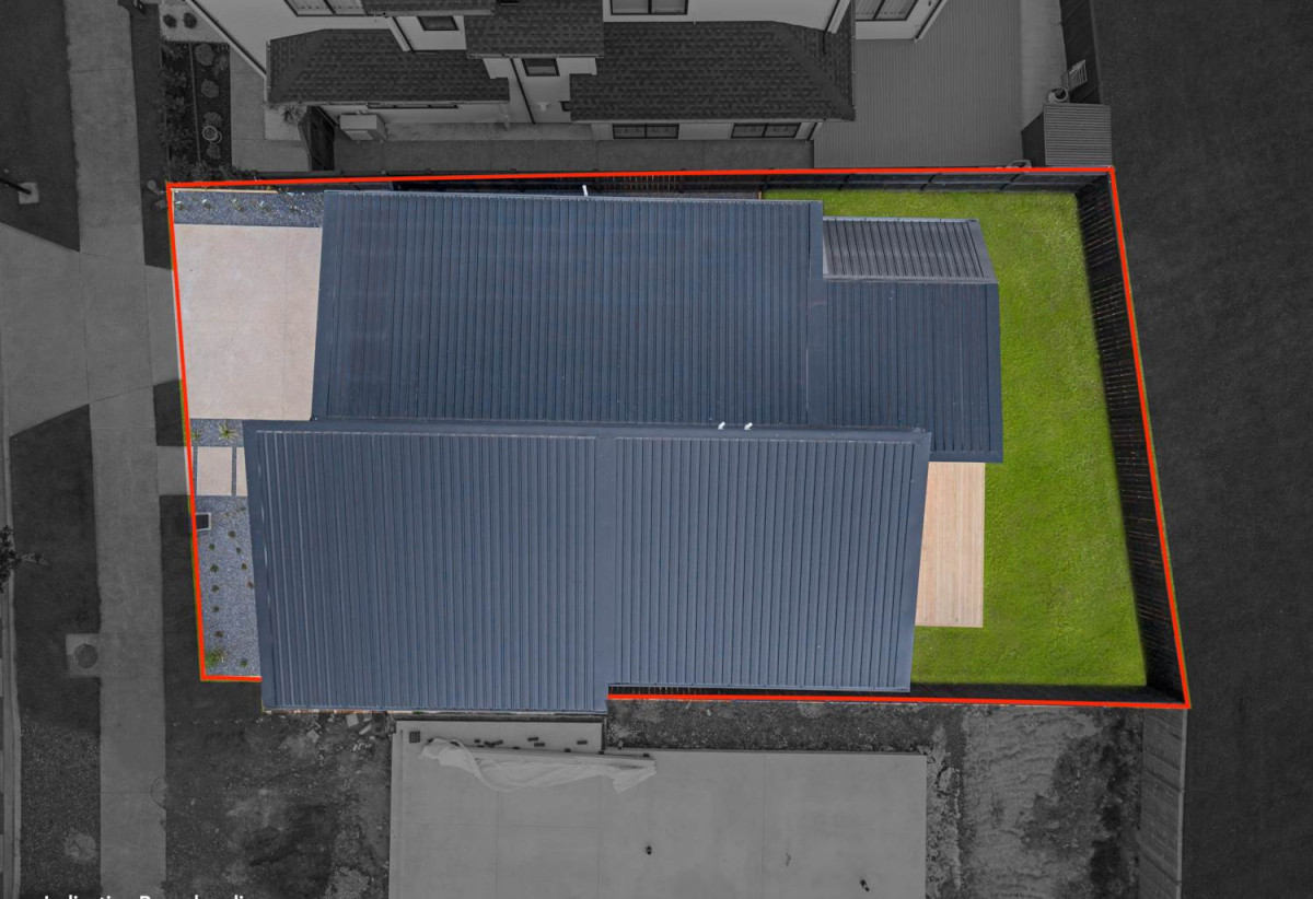 2 kitchens, Brandnew 5 beds 4.5 baths house with double garage and 1 bed granny, 34 Emerald Avenue, Karaka, Auckland