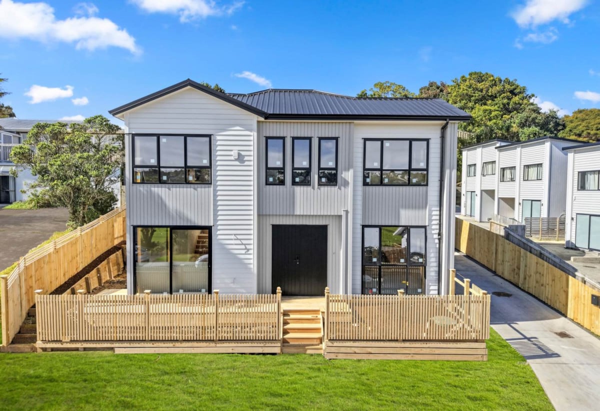 Brandnew 4 beds 2.5 bath home with garage, 1.3 km to Glenfield Intermediate School, Lot 1/16 Waverley Avenue, Glenfield, Auckland