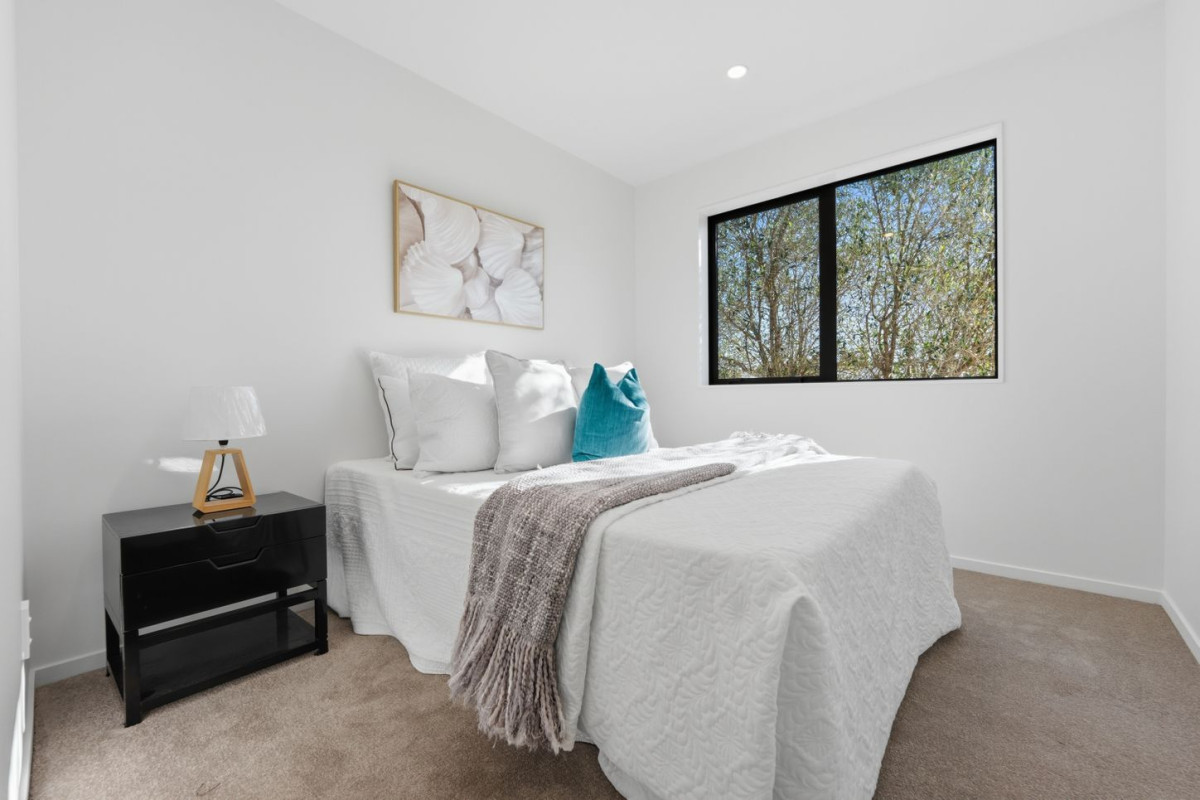 Brandnew 2 beds (2 ensuites) 2.5 baths home with car park, Lot 6/3 Gill Avenue, Te Atatu Peninsula, Auckland
