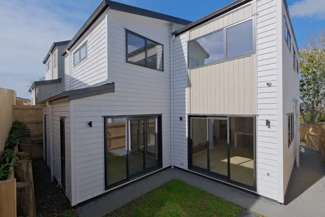 For rent, No smokers., Brandnew 4 beds 3.5 baths townhouse with garage, Available now, 41B Waterloo Street, Howick, Auckland