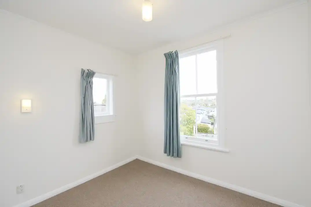 For rent, Double Grammar school zone (AGS & EGGS), Pet Friendly, 4 beds 2 baths house with 4 car parks, Available from 1st September, 46 Armadale Road, Remuera, Auckland