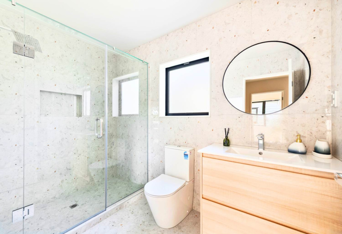 Beside the Reserv, Brandnew standalone 4 beds +study room 2.5 baths home with double garage, 2A&2B&2C Church Street, Otahuhu, Auckland
