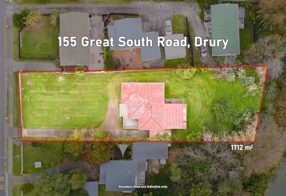 1712m2 section, Brick and tile 3 beds 1 bath house with carport, 155 Great South Road, Drury, Auckland