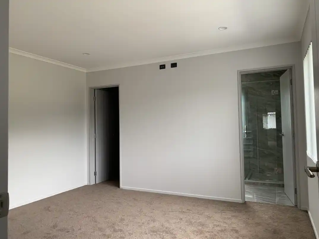 For Rent, 5 beds 3 baths house with double garage, Available from 11th August, 10 Ambedkar Way, Pukekohe, Auckland