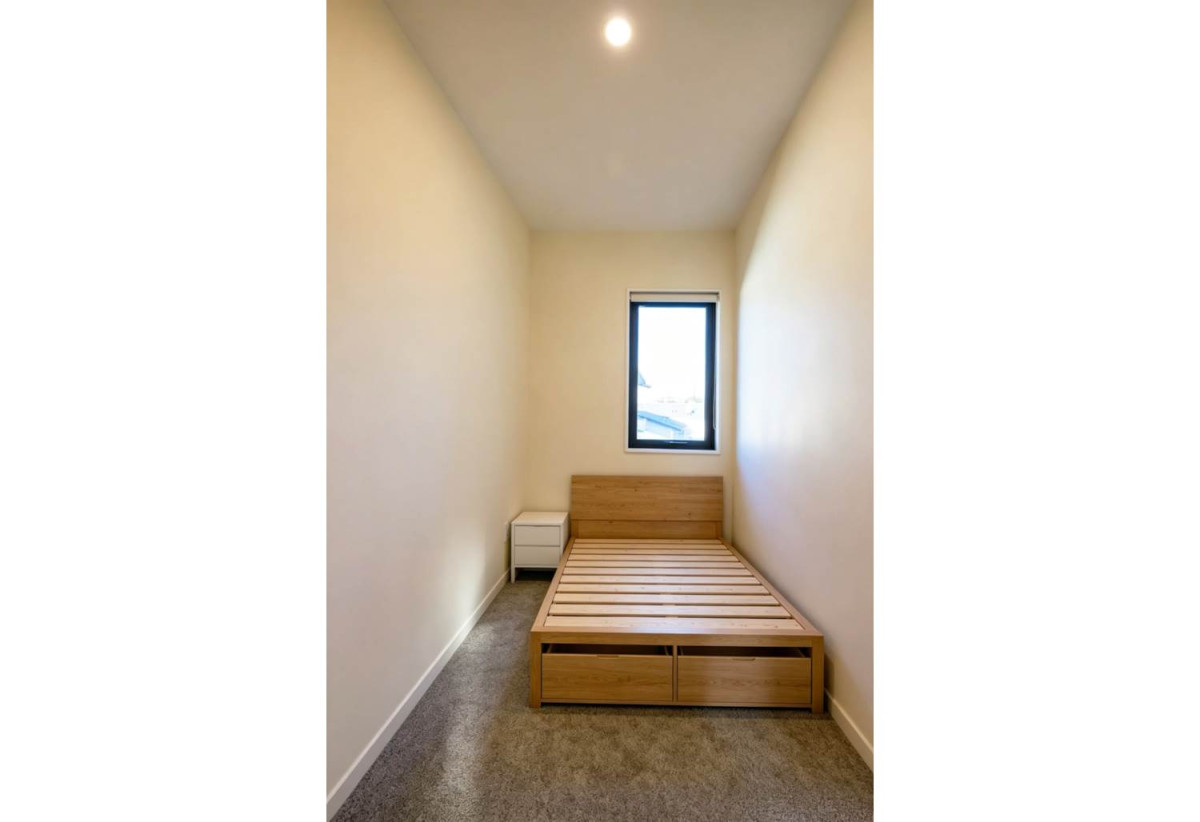 Only $499,000 – End Unit, Parking & Covered Outdoor Living, 1 bed + 1 study room 1 bath townhouse with car park, 40F Friesian Drive, Mangere, Auckland