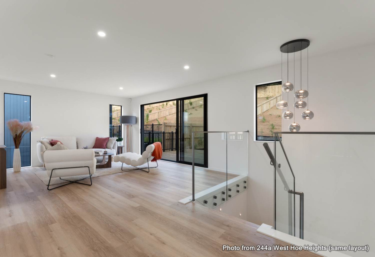Built by Mars Living Construction and backed by a 10-Year Master Build Guarantee, 227m2 Brandnew 5 beds 3 baths house with double garage on 451m2 section, central air-conditioning, 242B West Hoe Heights, Orewa, Auckland