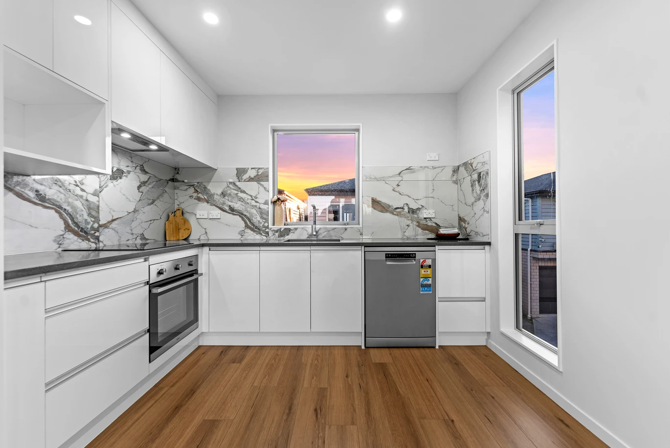 Enquiries over $750,000, Brandnew 3 beds + Large study 2.5 baths home with carport, move-in ready, Lot 4/8 Reeves Avenue Papatoetoe, Auckland