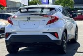 2017 Toyota C-HR HYBRID**Cruise Control**Leather & Heating Seats**Parking Sensors**Factory Fitted Mags** RV/SUV Automatic, 1,797 cc, 83,063 km