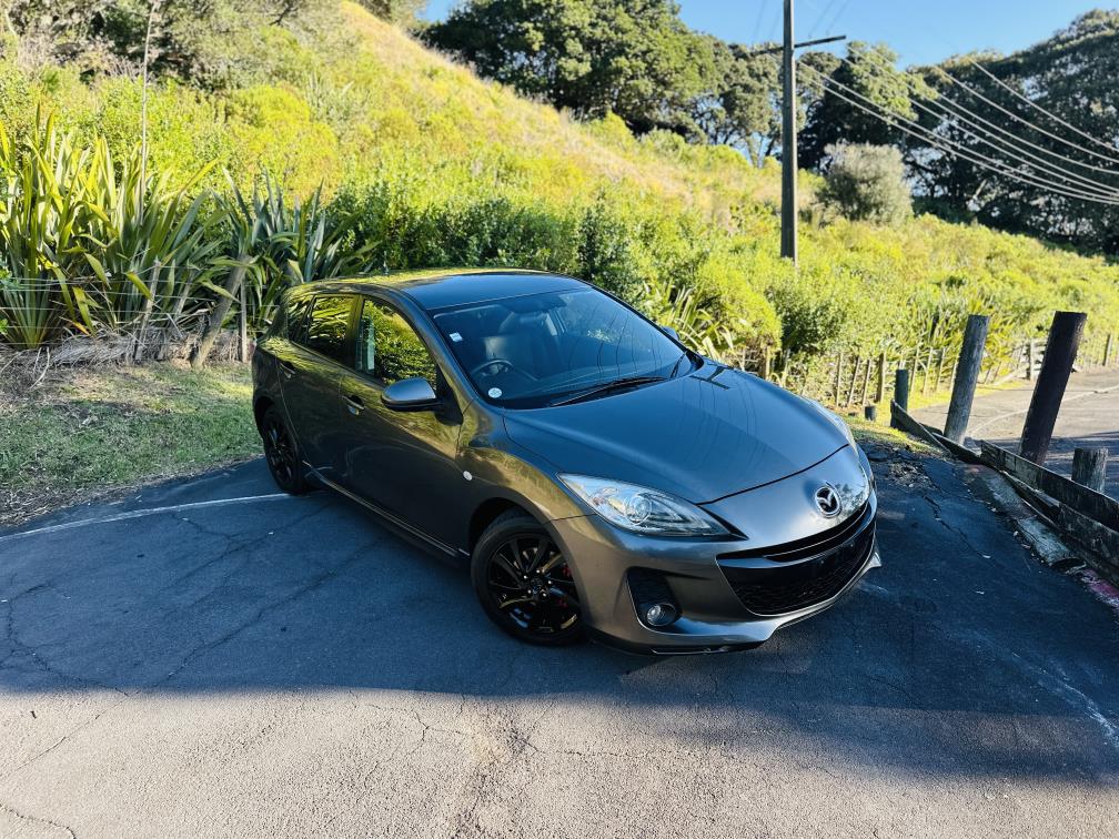 2012 Mazda Axela SPORTS !! STUNNING ALLOYS !! Hatchback Tiptronic, New Import, 1,500 cc, 40,992 km