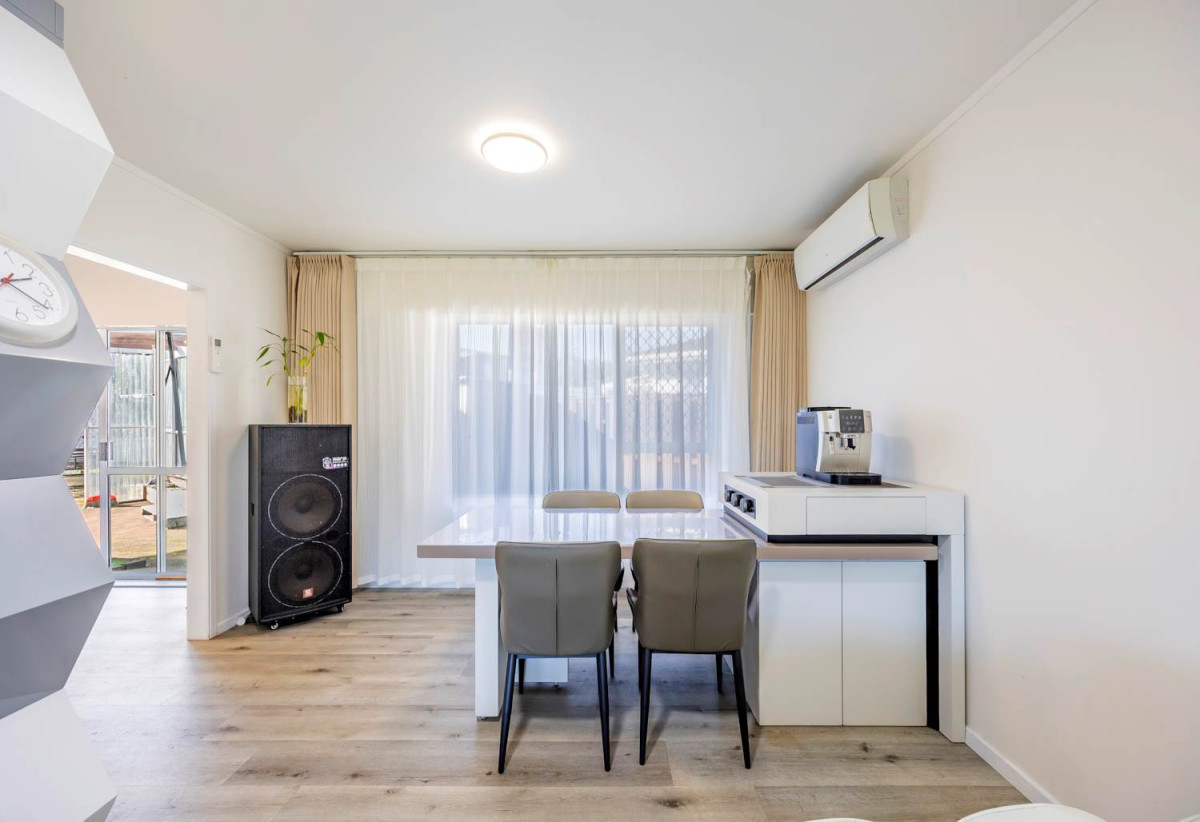 635m2 section, Motivated Vendors, Renovated Brick and tile 3 beds 1 bath house with double carport, 21 Waimai Avenue, Weymouth, Auckland