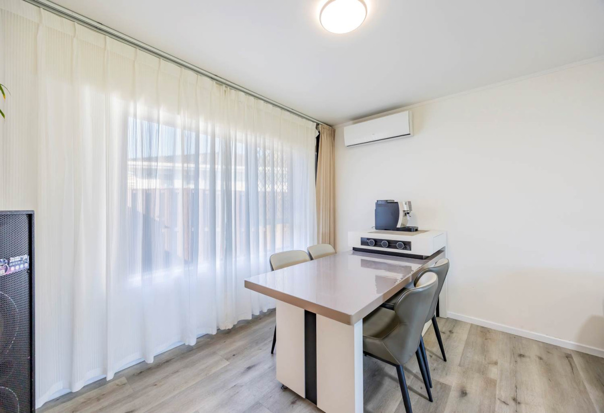 635m2 section, Motivated Vendors, Renovated Brick and tile 3 beds 1 bath house with double carport, 21 Waimai Avenue, Weymouth, Auckland
