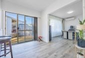 635m2 section, Motivated Vendors, Renovated Brick and tile 3 beds 1 bath house with double carport, 21 Waimai Avenue, Weymouth, Auckland