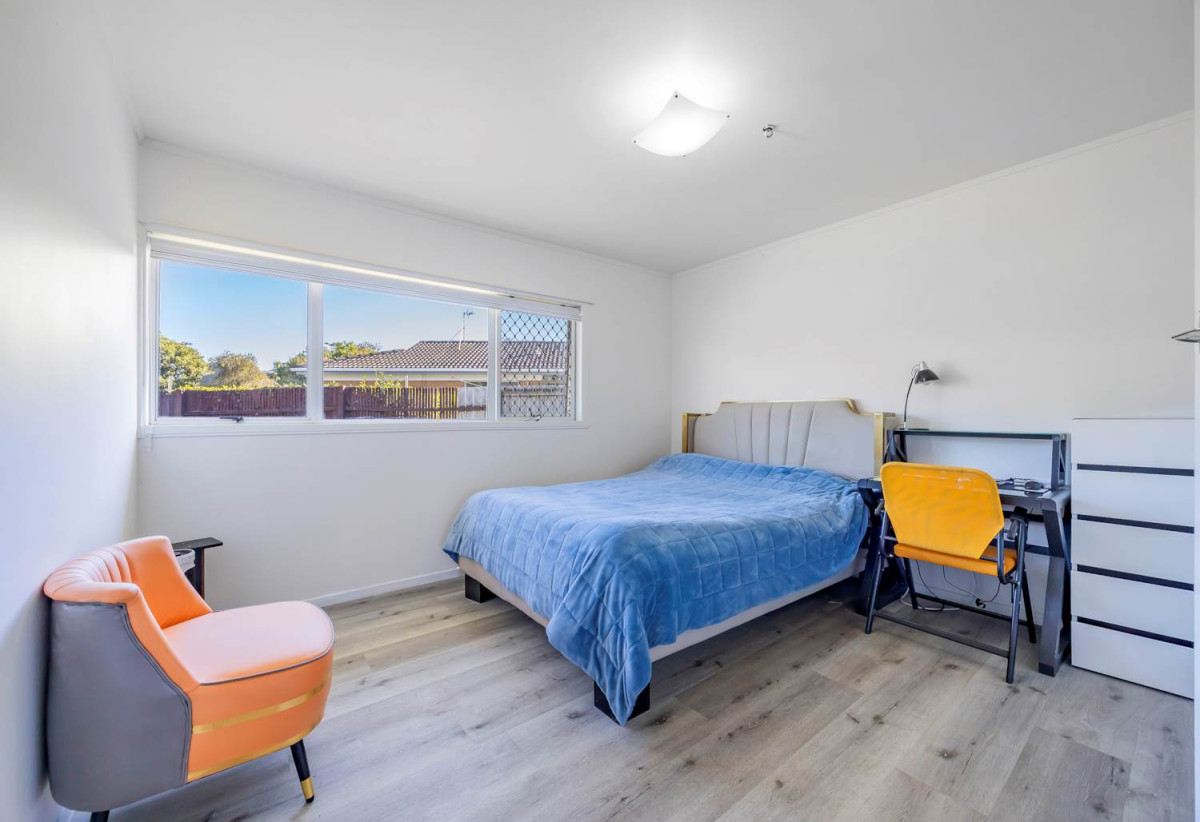 635m2 section, Motivated Vendors, Renovated Brick and tile 3 beds 1 bath house with double carport, 21 Waimai Avenue, Weymouth, Auckland