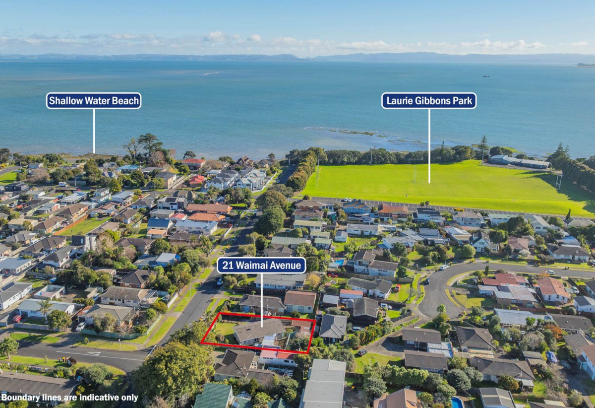 635m2 section, Motivated Vendors, Renovated Brick and tile 3 beds 1 bath house with double carport, 21 Waimai Avenue, Weymouth, Auckland