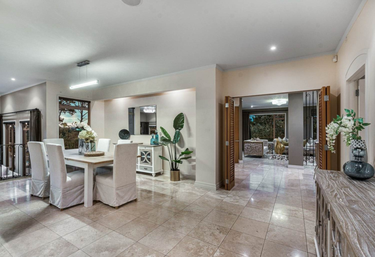 2.9ha Lifestyle section, Country Views, Provincial Charm Home & Cottage, Renovated, 5 beds + office 3 baths main home, with 5 gagare and a separate, 1 bed 1 bath self-contained cottage, 21 Messenger Road, Stillwater, Auckland