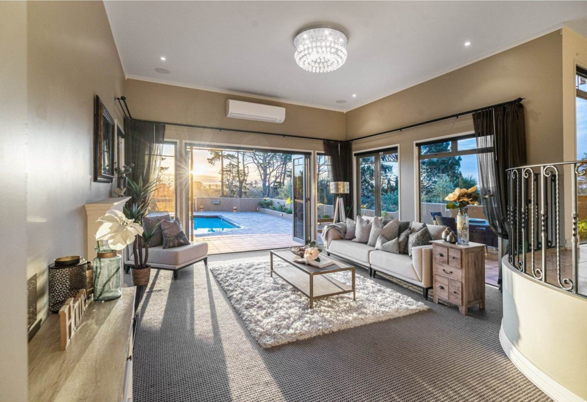 2.9ha Lifestyle section, Country Views, Provincial Charm Home & Cottage, Renovated, 5 beds + office 3 baths main home, with 5 gagare and a separate, 1 bed 1 bath self-contained cottage, 21 Messenger Road, Stillwater, Auckland