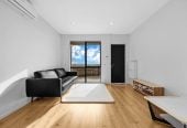Must Sell, Vendor relocating overseas, Brick 3 beds 2.5 baths home with car park, 37B Murphys Park Drive, Flat Bush, Auckland