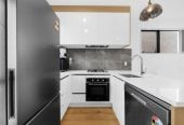 Must Sell, Vendor relocating overseas, Brick 3 beds 2.5 baths home with car park, 37B Murphys Park Drive, Flat Bush, Auckland