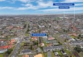 Half share of 1,219m² , 3 beds 1 bath house with Single garage, own separate driveway, extra car park, 2/94 Carruth Road, Papatoetoe, Auckland