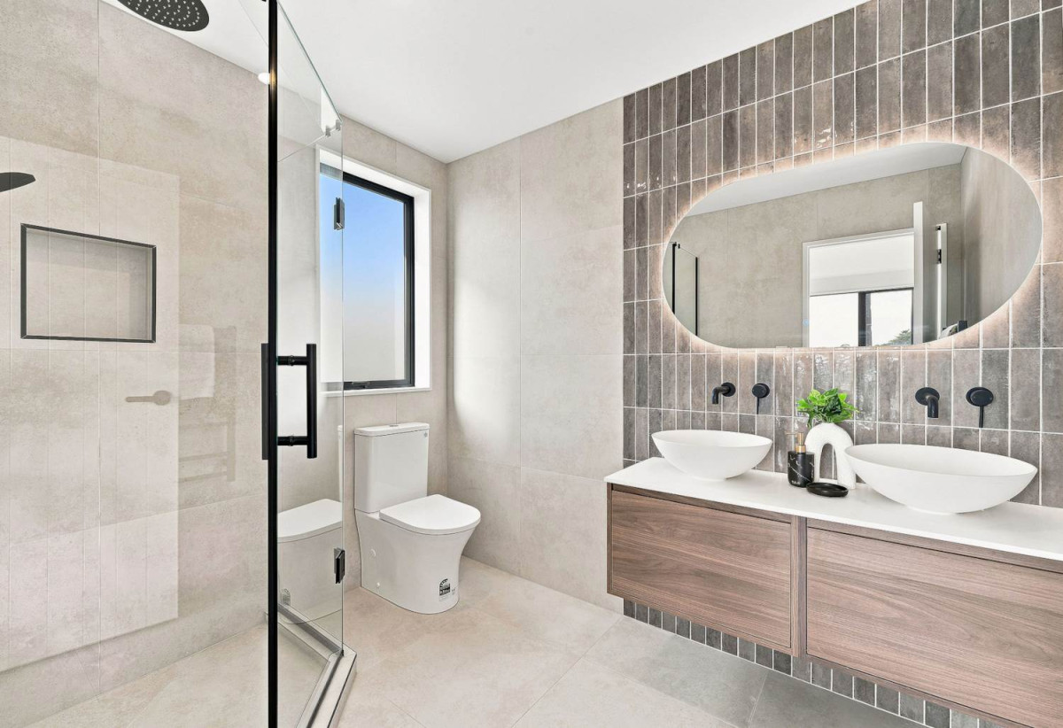10-Year Master Build Guarantee, Rangitoto College zone, 160m2 Brandnew standalone 4 beds 2.5 baths house with garage, Lot3/1 Matipo Road, Mairangi Bay, Auckland