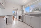 607m2 section, 3 beds 1 bath house with car parks, 35 Arnwood Street, Manurewa, Auckland