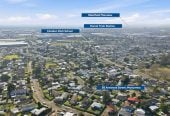 607m2 section, 3 beds 1 bath house with car parks, 35 Arnwood Street, Manurewa, Auckland