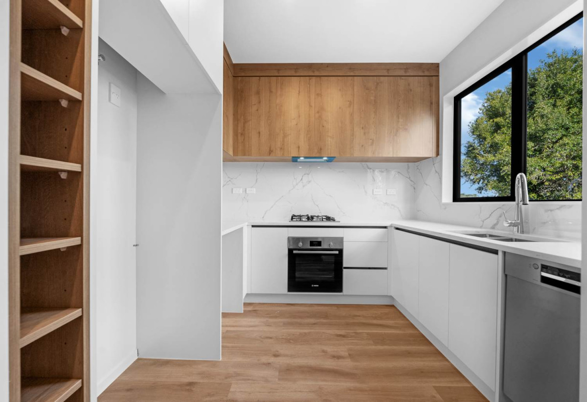 Brandnew standalone 4 beds 2.5 baths home with garage, Lot 2/10 Sandgate Avenue, Botany Downs, Auckland