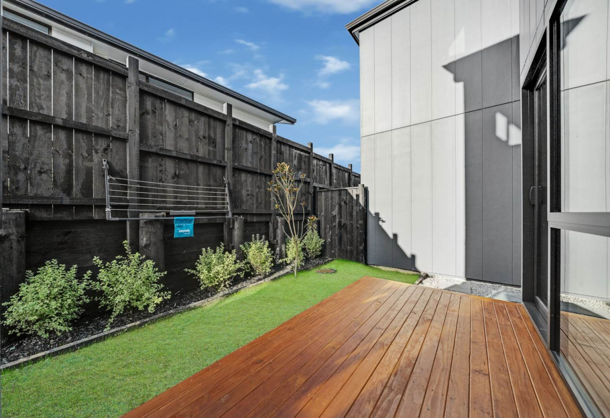 Brandnew standalone 4 beds 2.5 baths home with garage, Lot 2/10 Sandgate Avenue, Botany Downs, Auckland