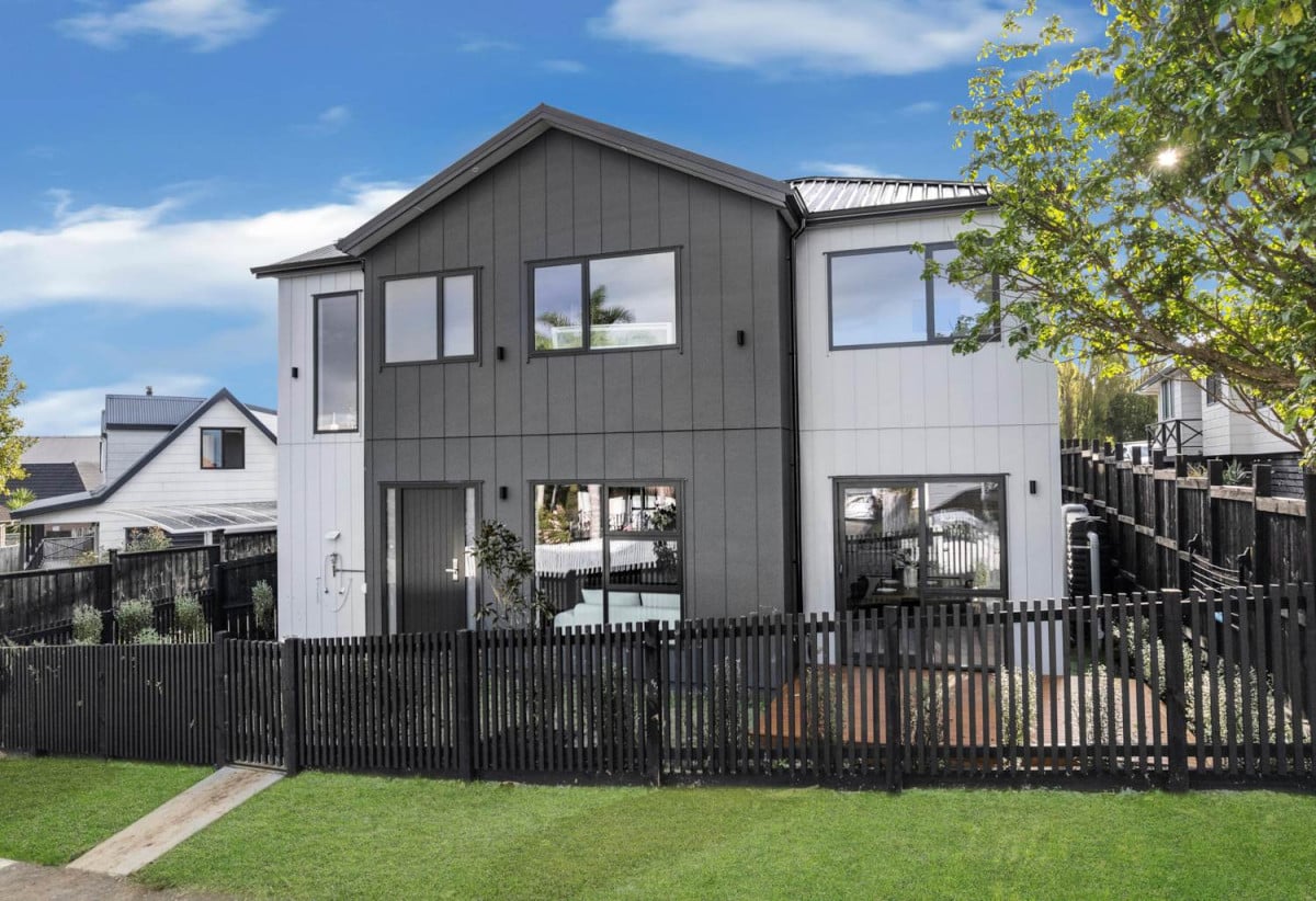 Brandnew standalone 4 beds 2.5 baths home with garage, Lot 1/10 Sandgate Avenue, Botany Downs, Auckland
