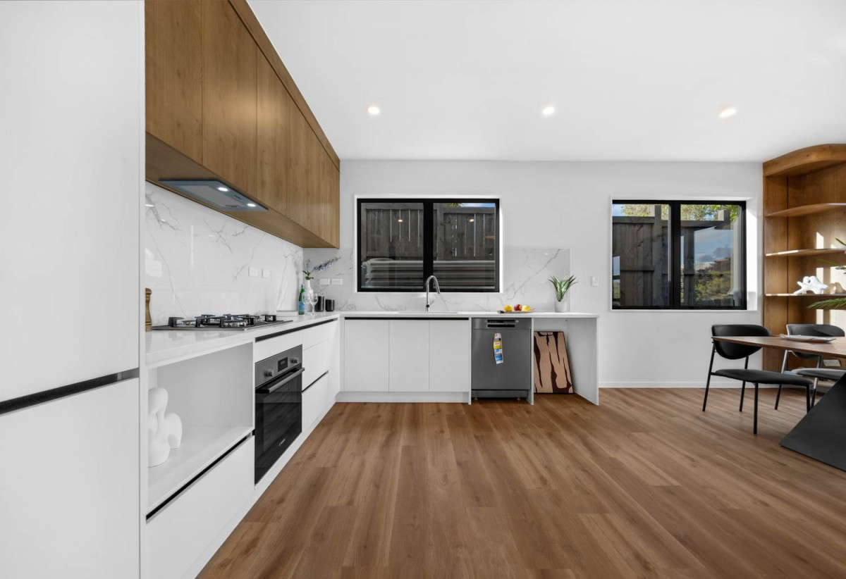 Brandnew standalone 4 beds 2.5 baths home with garage, Lot 1/10 Sandgate Avenue, Botany Downs, Auckland