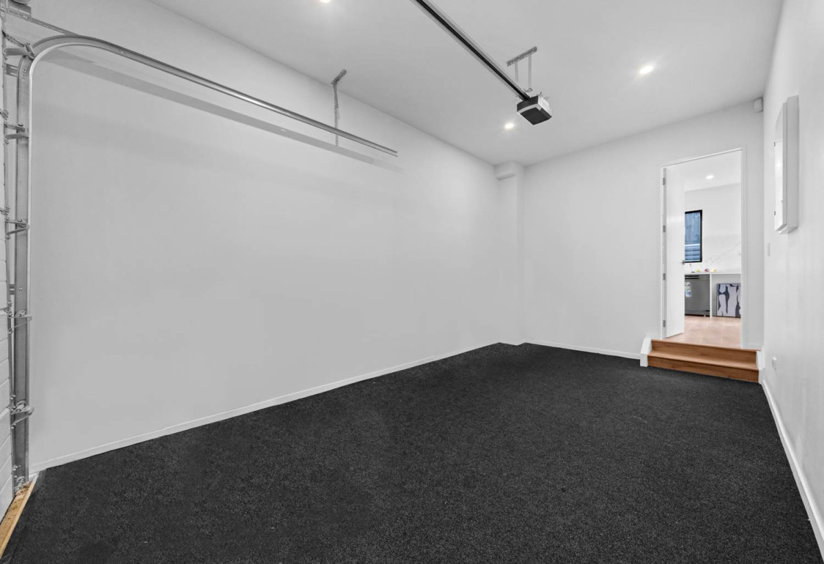 Brandnew standalone 4 beds 2.5 baths home with garage, Lot 1/10 Sandgate Avenue, Botany Downs, Auckland
