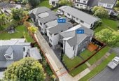 Brandnew standalone 4 beds 2.5 baths home with garage, Lot 2/10 Sandgate Avenue, Botany Downs, Auckland