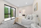 2 kitchens, 5 beds (3 ensuites) 4.5 baths house with double garage and 1 bed granny, 18 Mara Way, Sunnyvale, Auckland