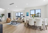 2 kitchens, 5 beds (3 ensuites) 4.5 baths house with double garage and 1 bed granny, 18 Mara Way, Sunnyvale, Auckland